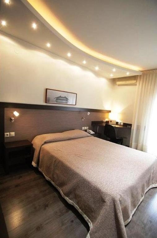 Aliakmon Hotel Kozani Chambre photo